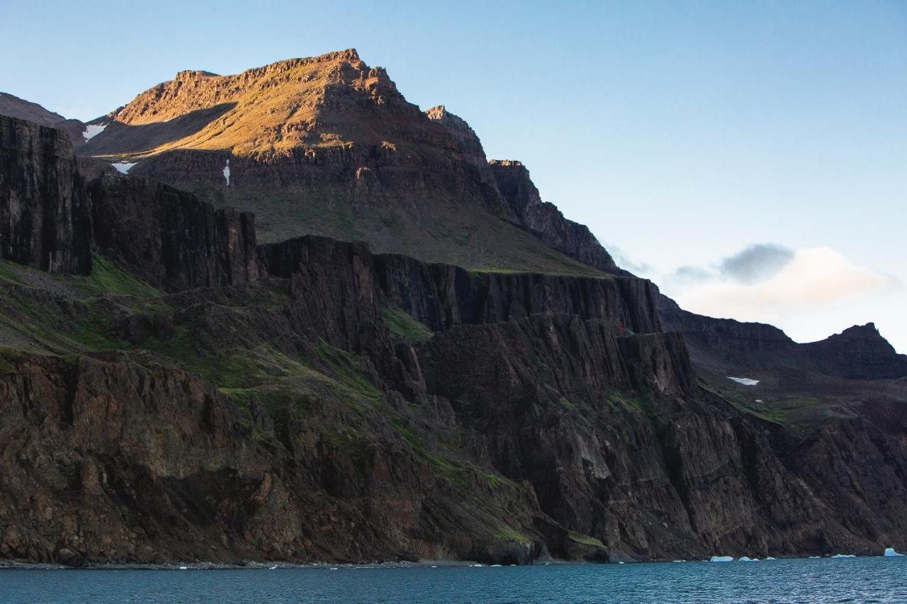 Hotel Disko Island Qeqertarsuaq 외부 사진